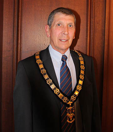 Mayor Pat Dillon